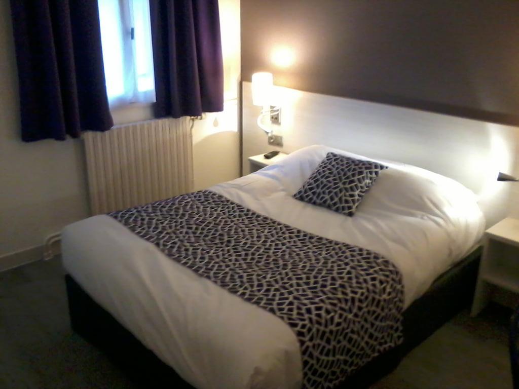 Hotel Contact Du Cerf 2*